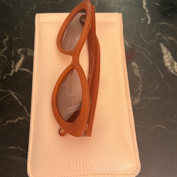 Chloe sunglasses with sleeve. Only worn ones or twice. - Picture 2 of 3